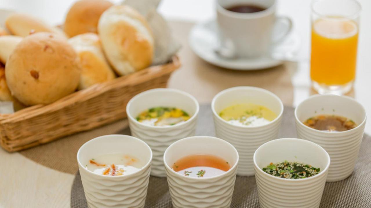 Toyoko Inn Shin-Osaka-Eki Higashi-Guchi מראה חיצוני תמונה