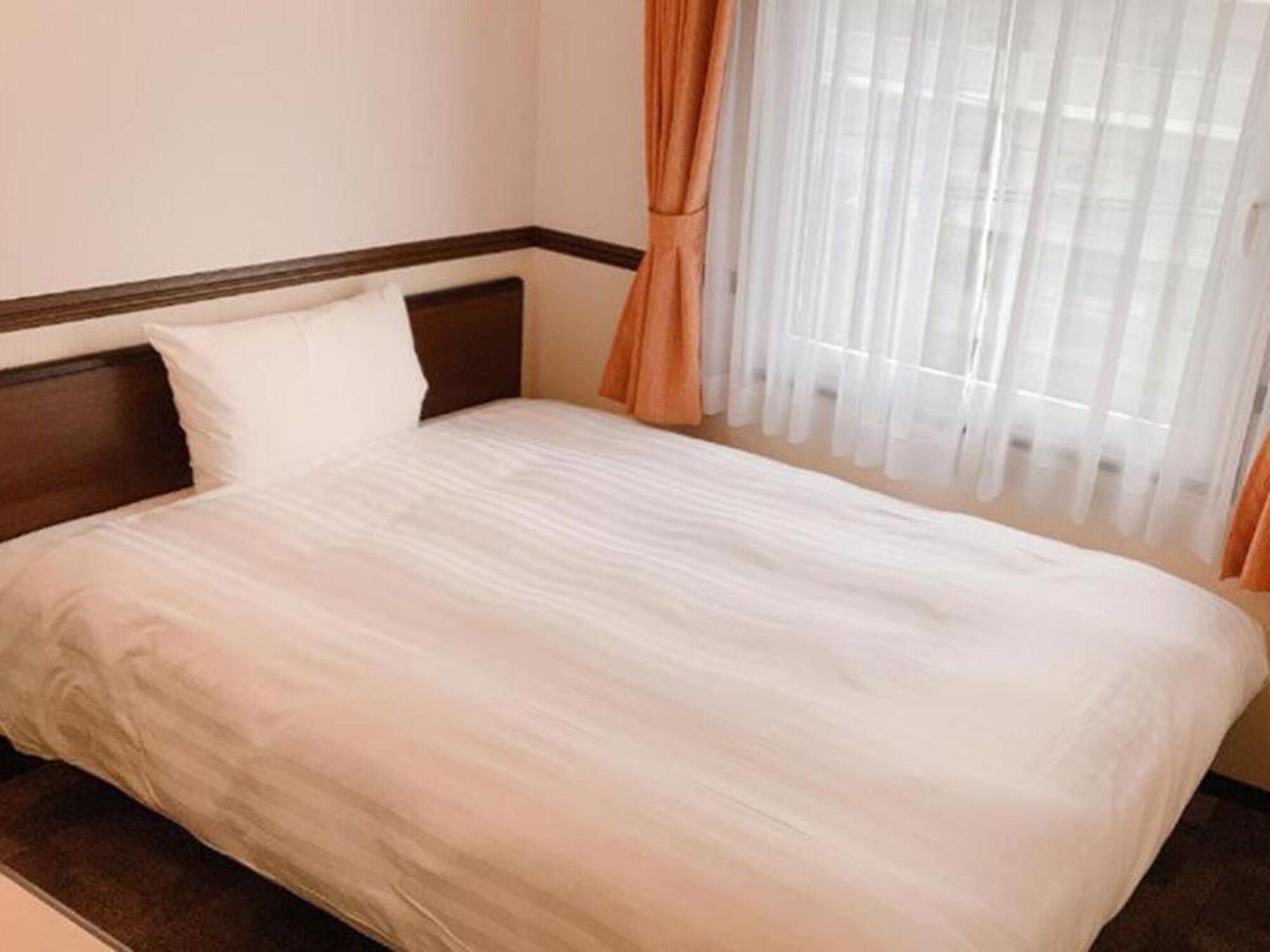Toyoko Inn Shin-Osaka-Eki Higashi-Guchi מראה חיצוני תמונה