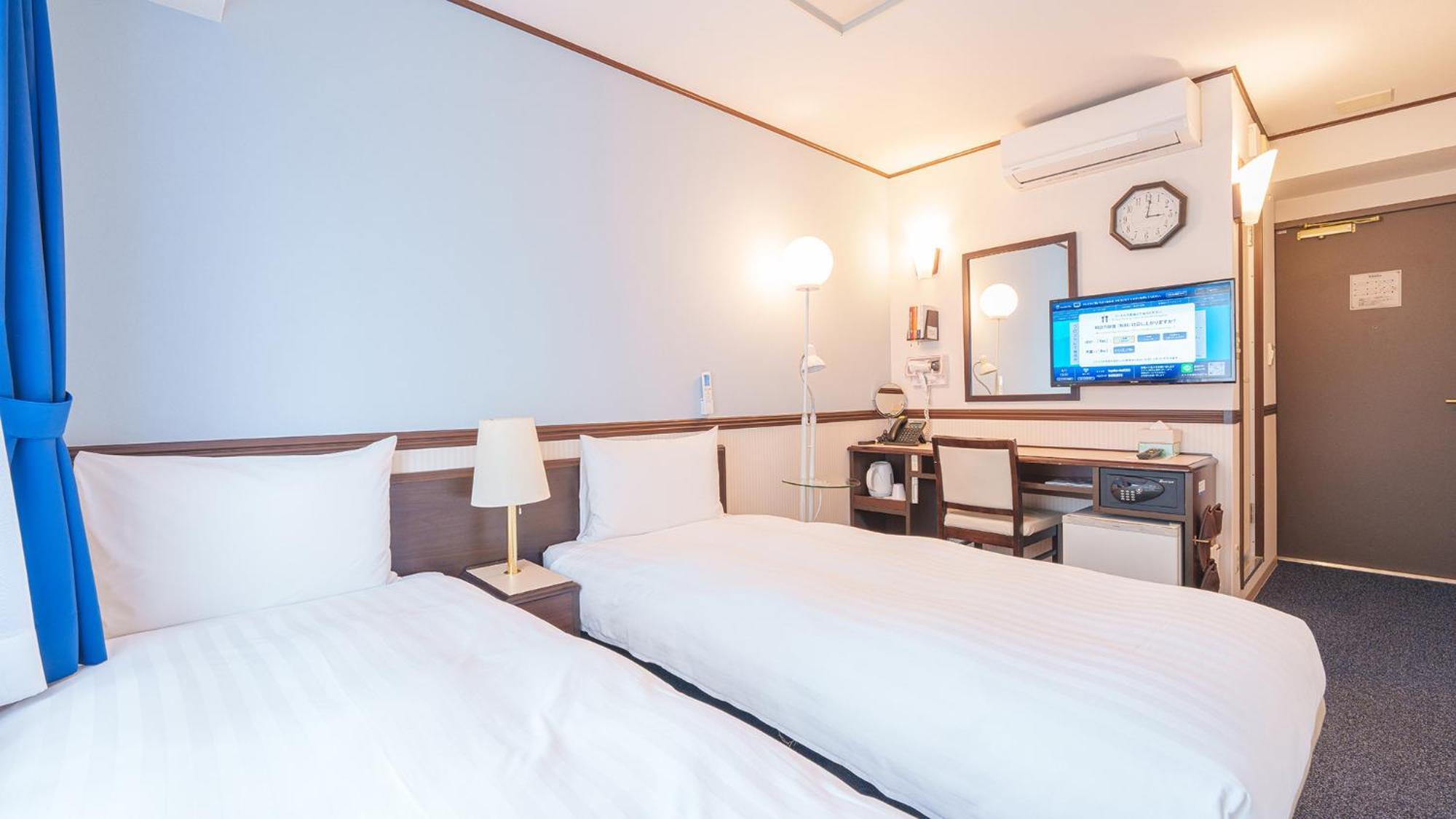 Toyoko Inn Shin-Osaka-Eki Higashi-Guchi חדר תמונה