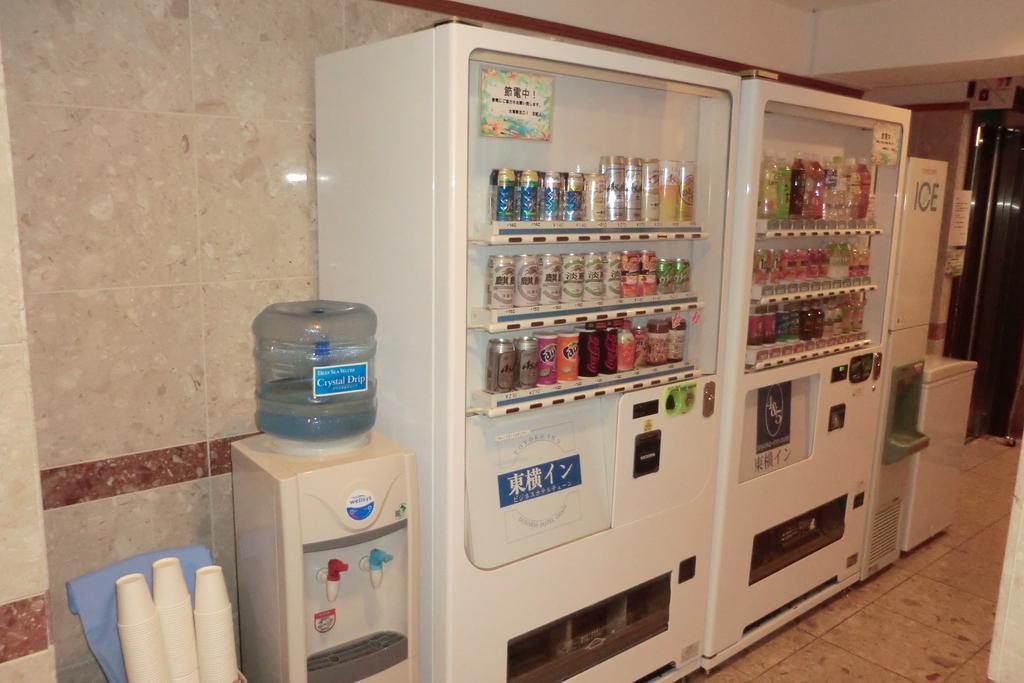 Toyoko Inn Shin-Osaka-Eki Higashi-Guchi מראה חיצוני תמונה