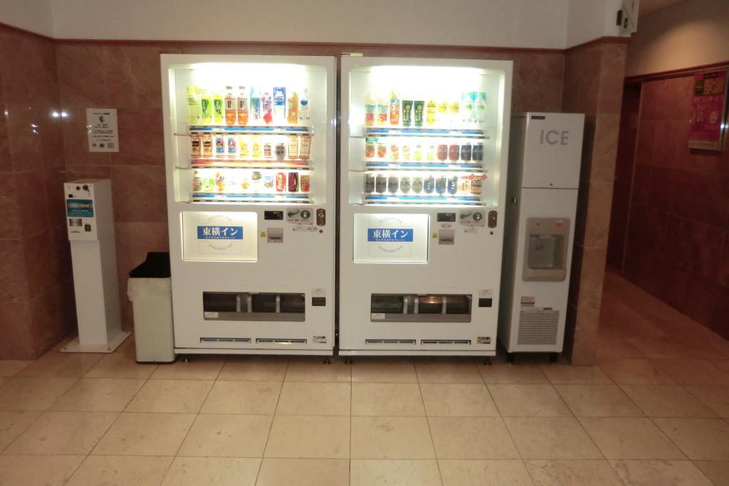 Toyoko Inn Shin-Osaka-Eki Higashi-Guchi מראה חיצוני תמונה